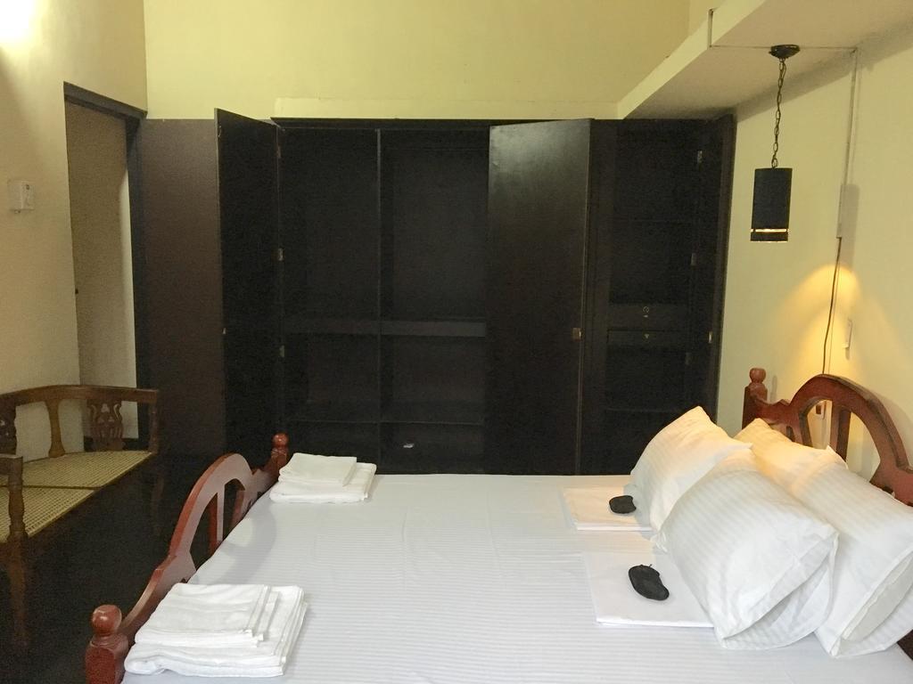 Noahs Ark Transit Stay Moratuwa Exterior foto